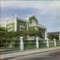 Oude patricierswoning in Oranjestad (Collectie Wereldculturen, TM-20029569), Lawson, Boy (1925-1992)