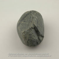 Steen, vermoedelijk als hamer gebruiktHerk Ned. Antillen, Aruba (Collectie Wereldculturen, TM-2344-223)