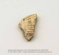 Aardewerken fragment met resten van beschildering (Collectie Wereldculturen, TM-2344-229k)