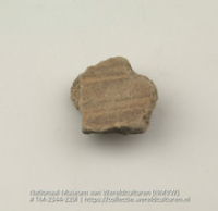 Aardewerken fragment met resten van beschildering (Collectie Wereldculturen, TM-2344-229l)