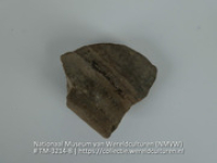 Aardewerk fragment (Collectie Wereldculturen, TM-3214-8)