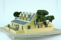 Houten model van een Arubaans huis in oude stijl (Collectie Wereldculturen, TM-3401-994)