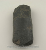 Stenen vuisthamer (Collectie Wereldculturen, TM-3603-7)