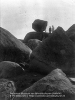 Aruba, stenen op Ajo. (Collectie Wereldculturen, TM-60013170)