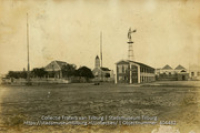 Oranjestad. Gouvernementshuis, protestantse kerk, openbare school, Fraters van Tilburg